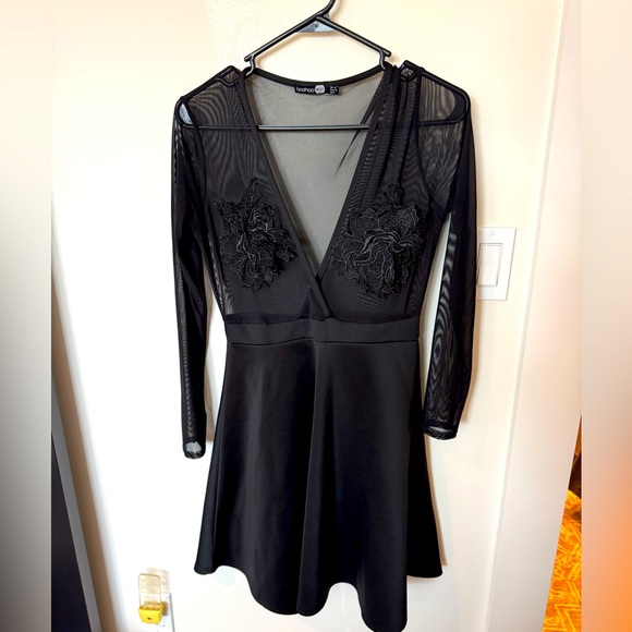 Boohoo Night Risqué Mesh Evening dress - 8 (fits like a medium) - Picture 1 of 3